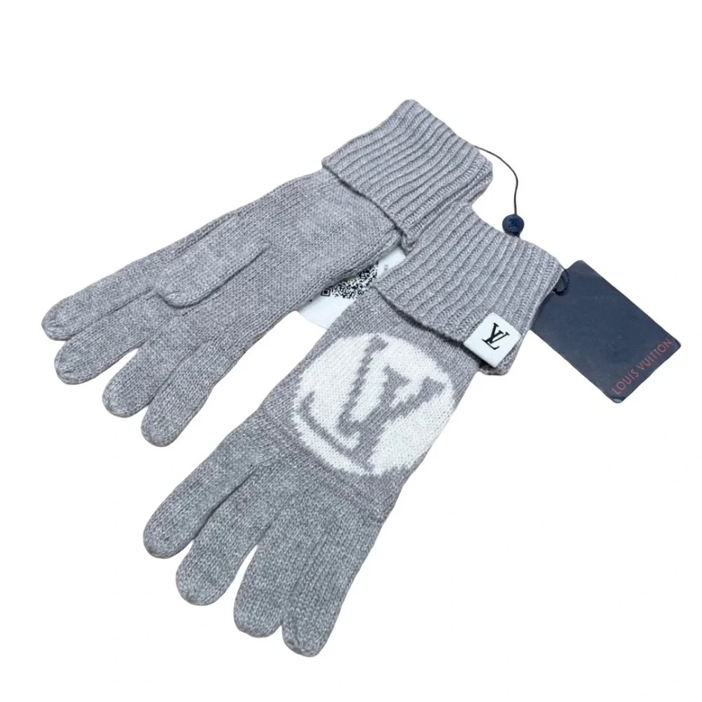 LV Medallion Grey Gloves - Picture 2 of 8